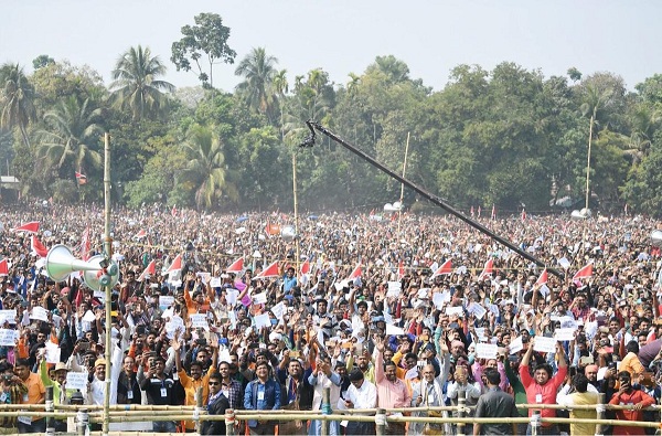 राहुल गांधी म्हणाले – मी काँग्रेस अध्यक्ष आहे, विद्यार्थी हसायला लागले